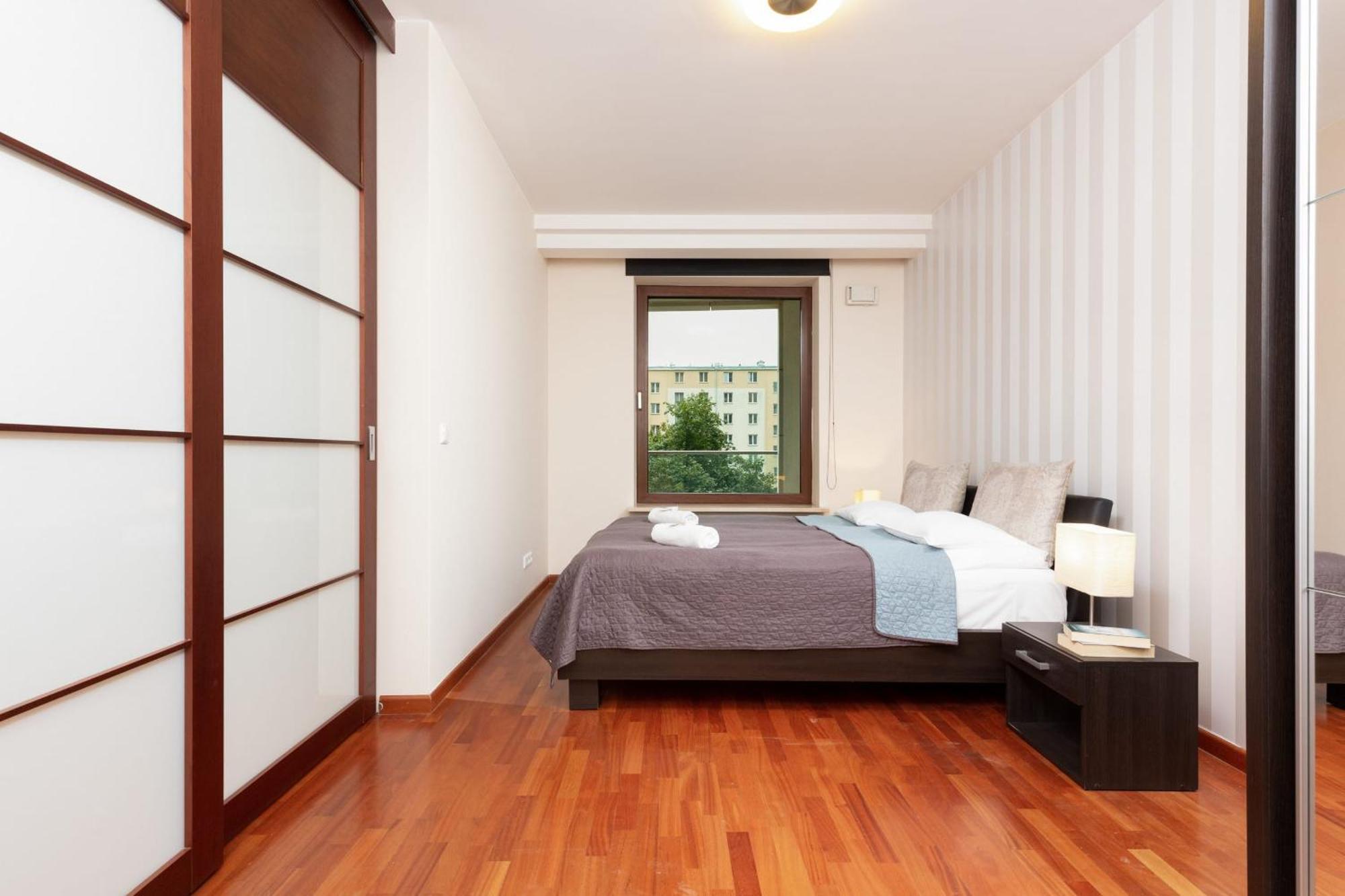 Lincoln Exclusive With Ac In By Renters Prestige * Warszawa