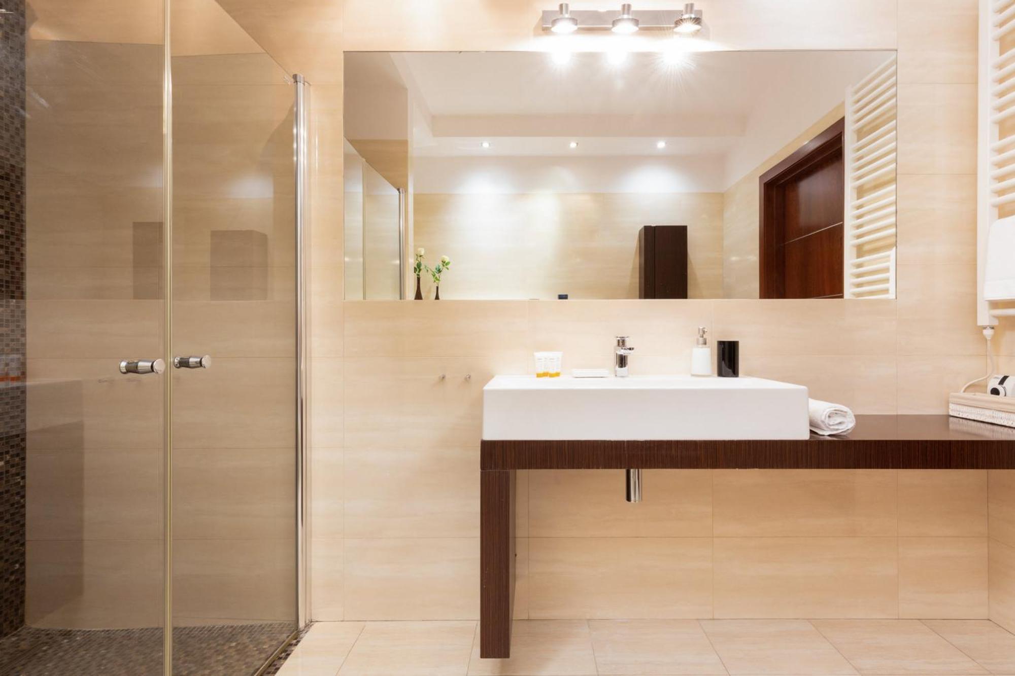 Lincoln Exclusive With Ac In By Renters Prestige * Warszawa